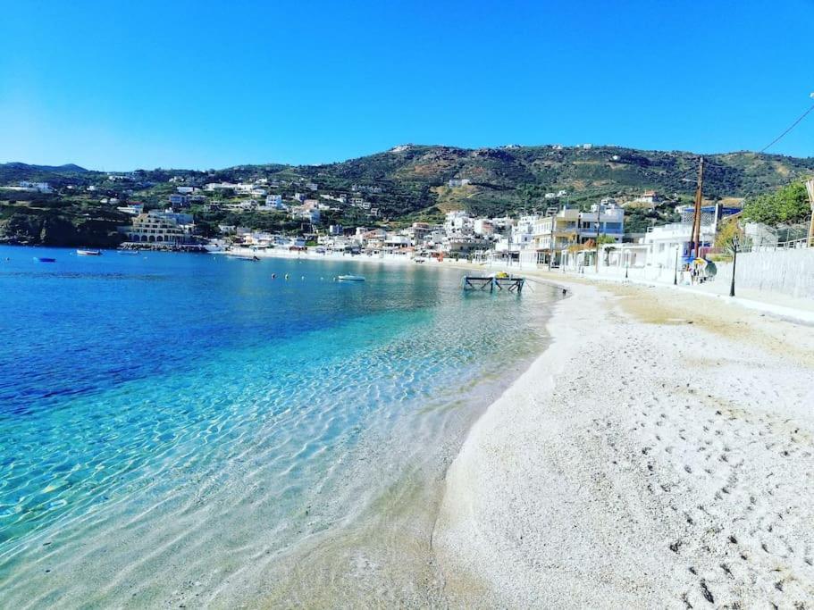Lenico Beachfront Suites Agia Pelagia  Bagian luar foto