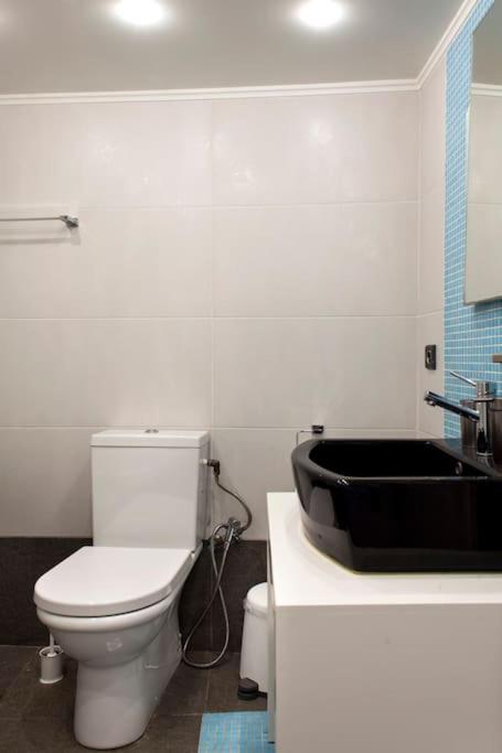 Lenico Beachfront Suites Agia Pelagia  Bagian luar foto