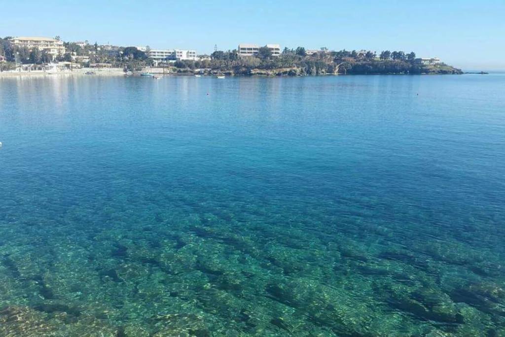Lenico Beachfront Suites Agia Pelagia  Bagian luar foto