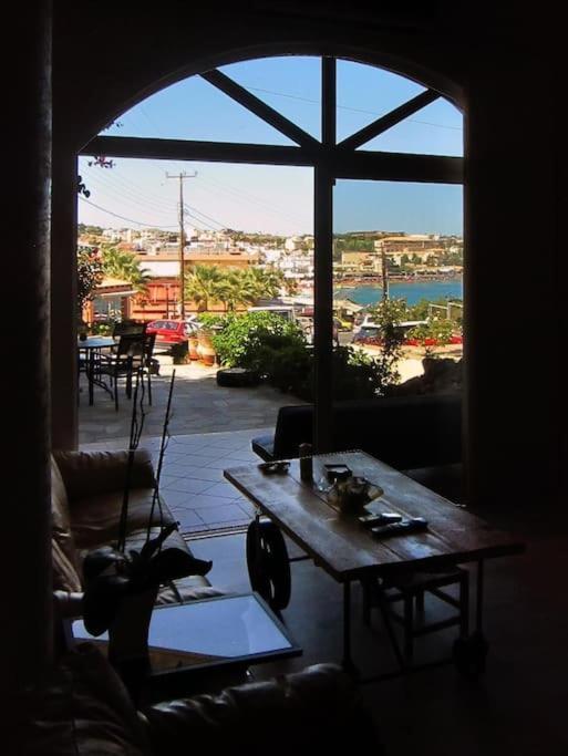 Lenico Beachfront Suites Agia Pelagia  Bagian luar foto