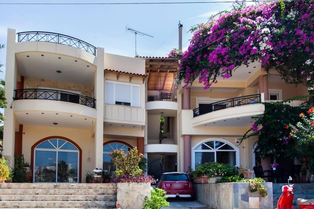 Lenico Beachfront Suites Agia Pelagia  Bagian luar foto