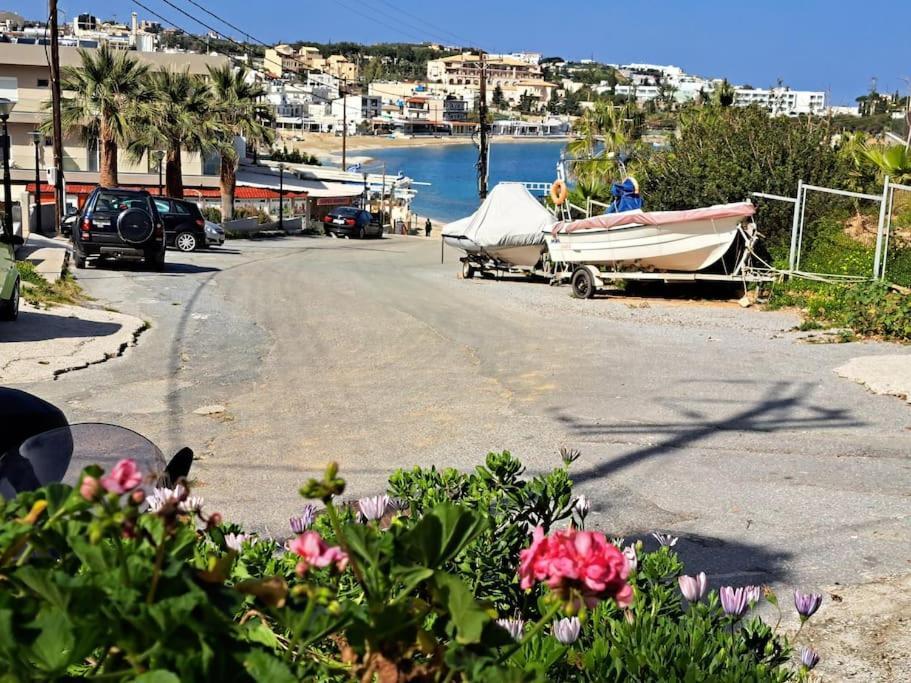 Lenico Beachfront Suites Agia Pelagia  Bagian luar foto